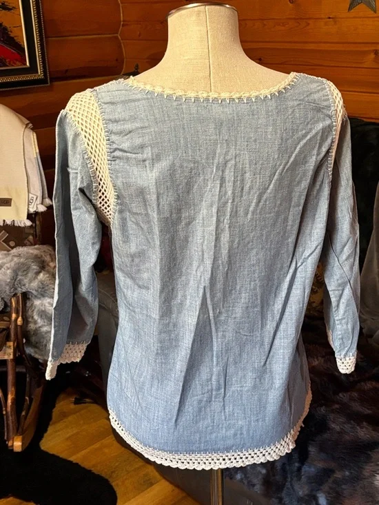 Lucky Brand Light Blue Embroidered Crochet-Trim Tunic - Picture 4 of 10